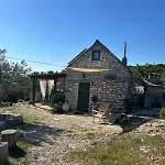 Chalé Mrdina House
