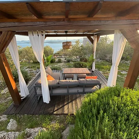 Mrdina House Кали