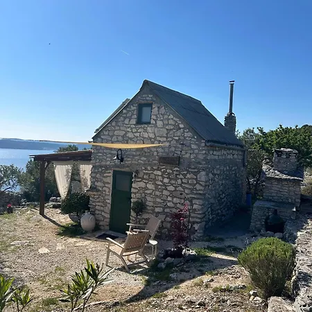 Mrdina House