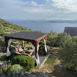 Mrdina House